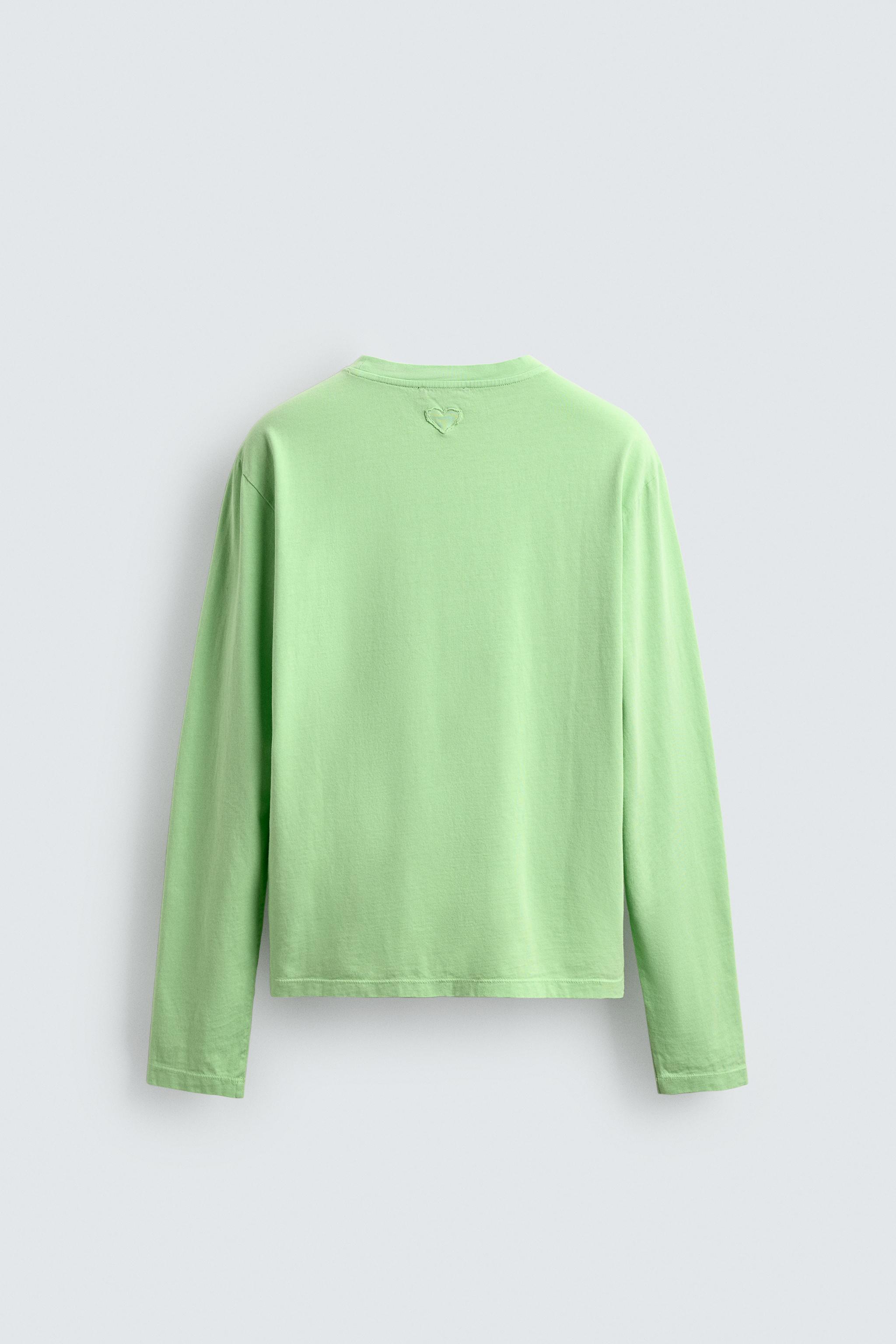 EMBROIDERED HEART T-SHIRT